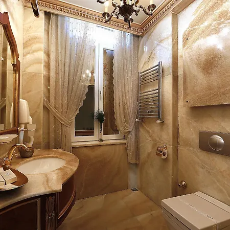 Fuat Pasa - Special Category Bosphorus Hotel Istambul