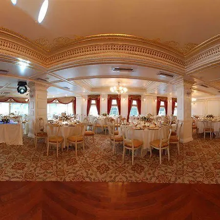 Fuat Pasa - Special Category Bosphorus Hotel Istambul