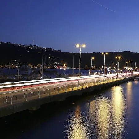 Fuat Pasa - Special Category Bosphorus Otel 4*